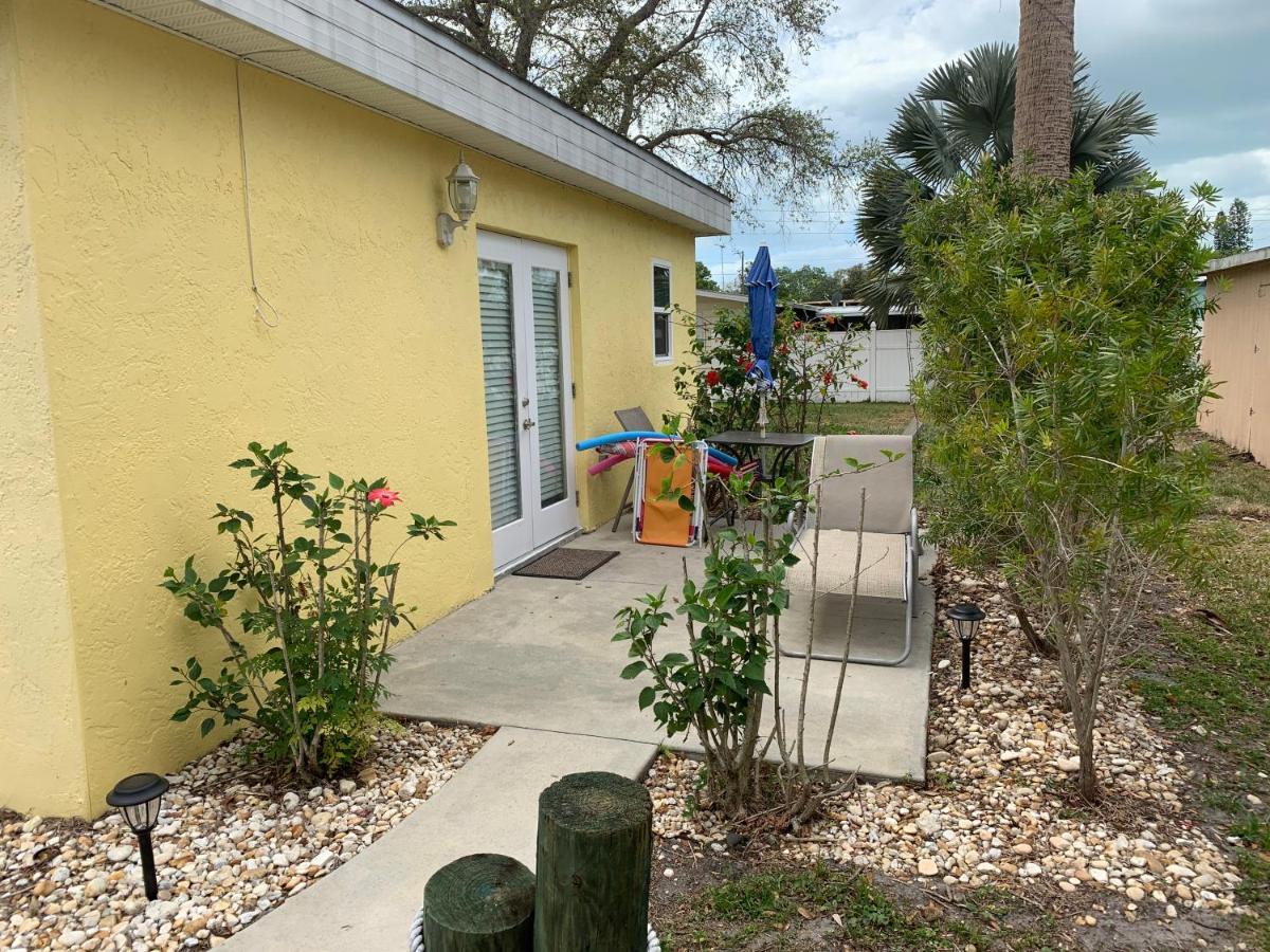 ~ Cozy In-Law Apartment Close To Siesta Key ~ Sarasota Extérieur photo