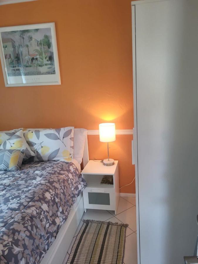 ~ Cozy In-Law Apartment Close To Siesta Key ~ Sarasota Extérieur photo